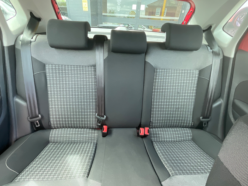 Volkswagen Polo Match Silver #25