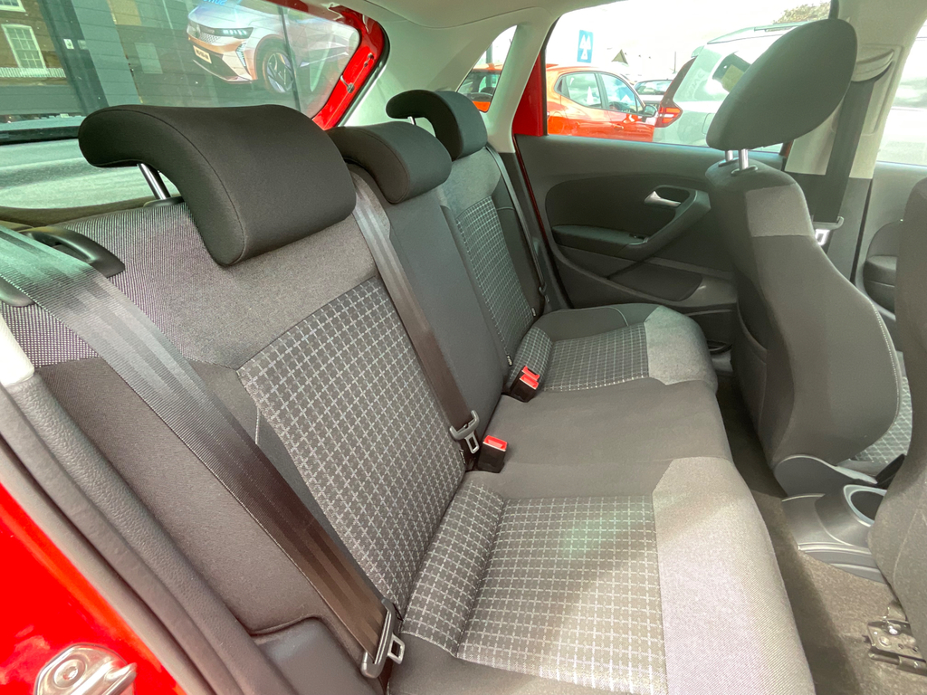 Volkswagen Polo Match Silver #23