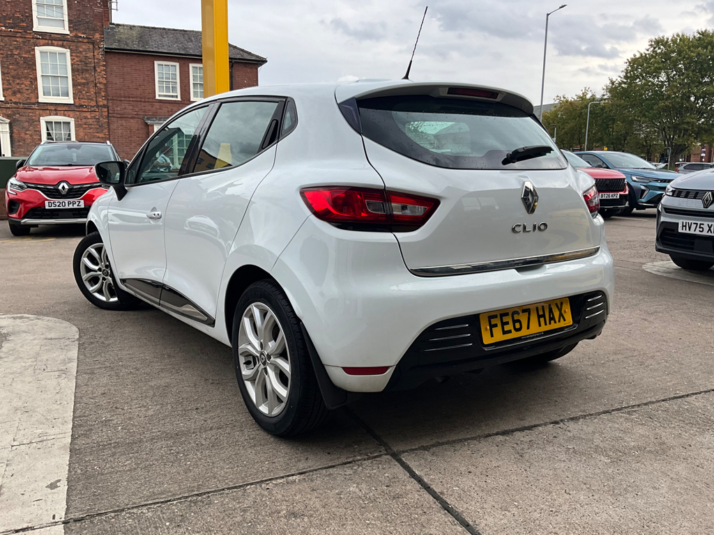 Renault Clio 1.2 16V Dynamique Nav Hatchback #2