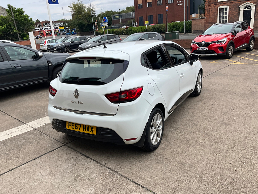 Renault Clio 1.2 16V Dynamique Nav Hatchback Red #19