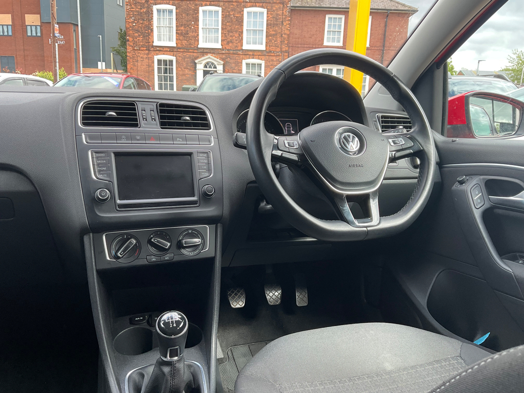 Volkswagen Polo 1.2 Tsi Bluemotion Tech Match Hatchback #2