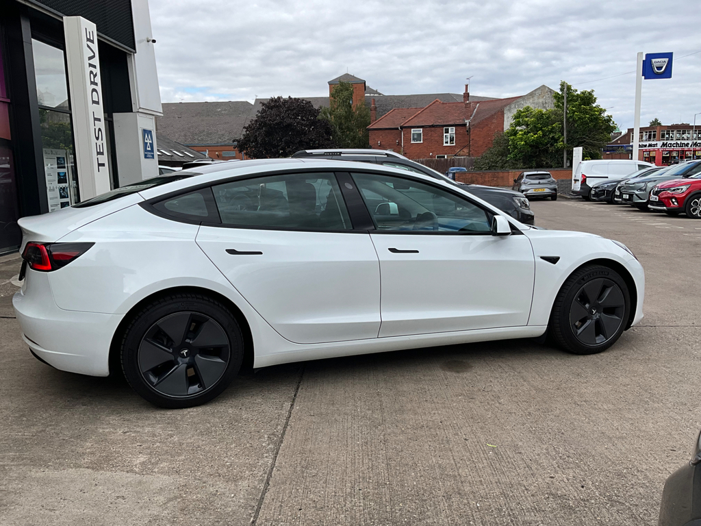 Tesla Model 3 Saloon Rwd #4