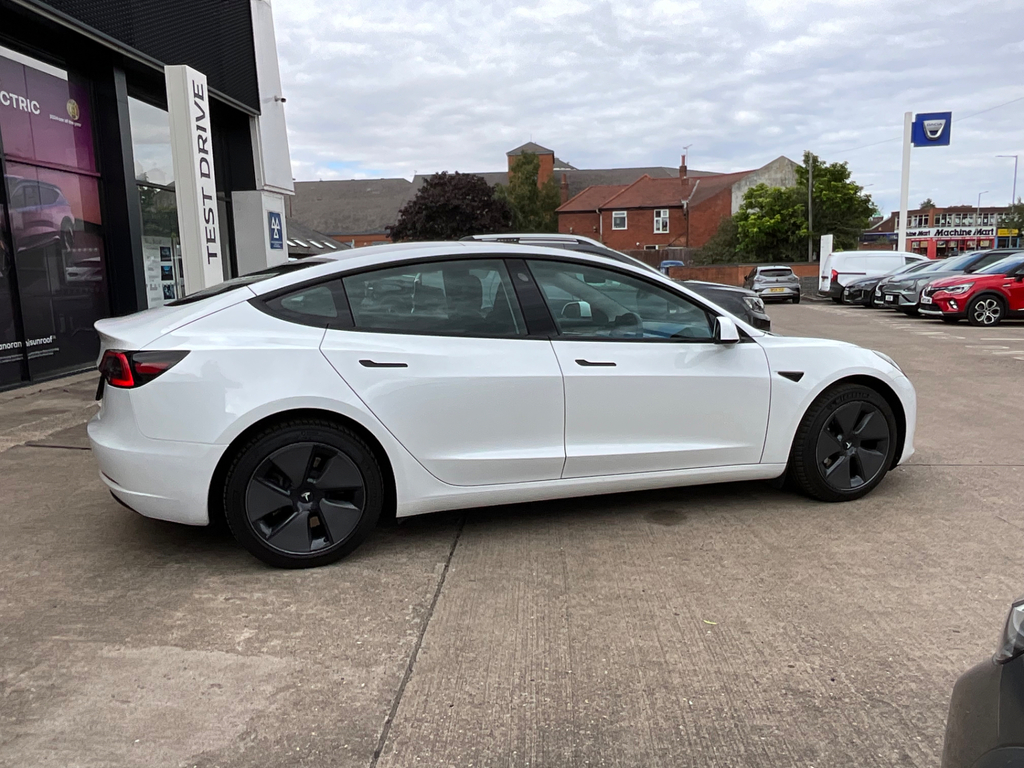 Tesla Model 3 Saloon Rwd #5