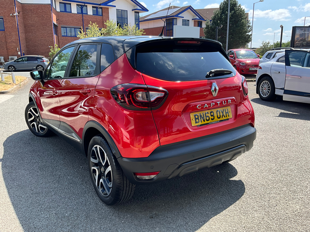 Renault Captur 0.9 Tce Energy Iconic Suv #2