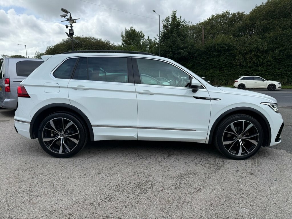 Volkswagen Tiguan 1.5L R-line White