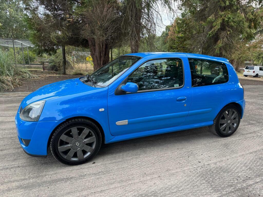 Renault Clio 2.0 16V Renaultsport Trophy Red #21