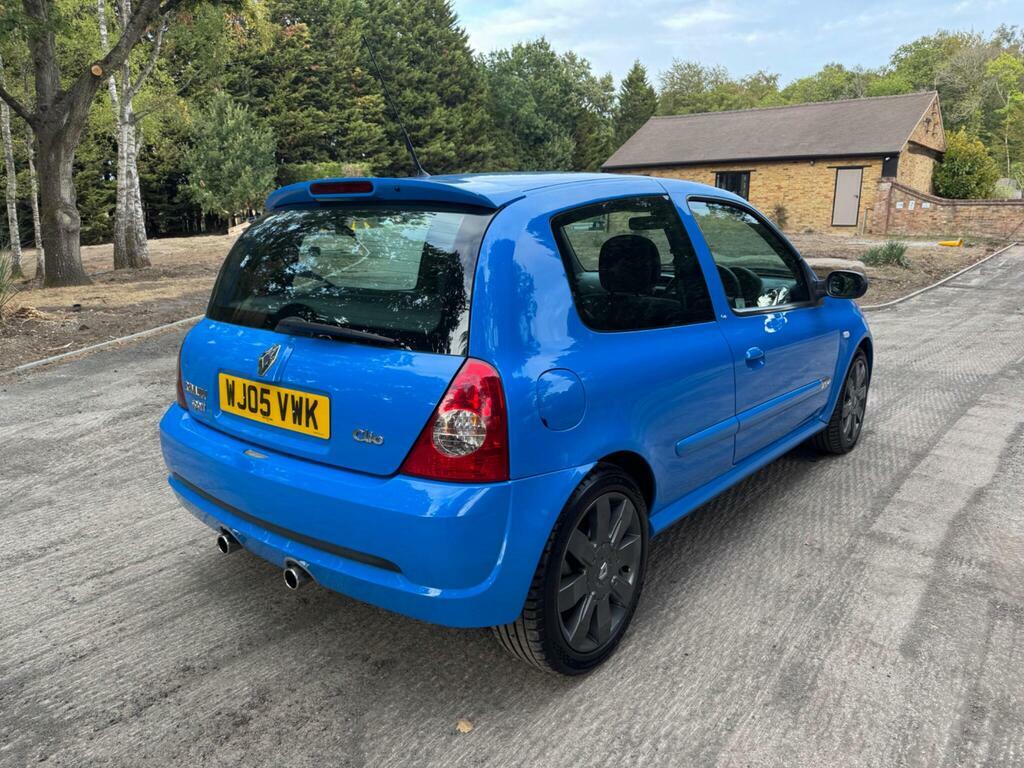 Renault Clio 2.0 16V Renaultsport Trophy Red #9