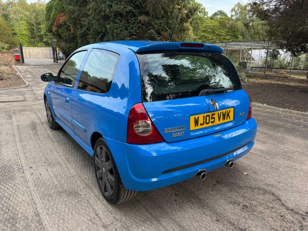 Renault Clio 2.0 16V Renaultsport Trophy Red #16