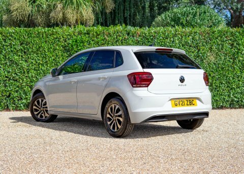 Volkswagen Polo Active White #6