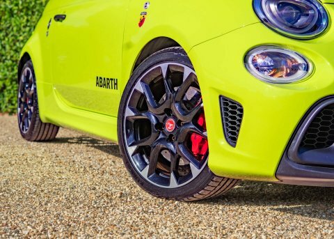 Abarth 595 1.4 595C Competizione 177 Bhp Red #10
