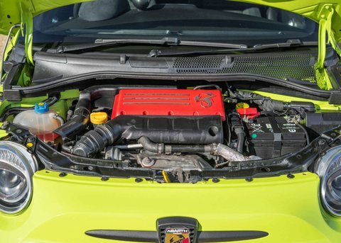 Abarth 595 1.4 595C Competizione 177 Bhp Red #44