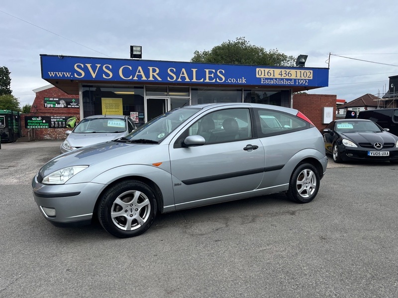 Ford Focus 1.6I 16V Silver Hatchback Silver