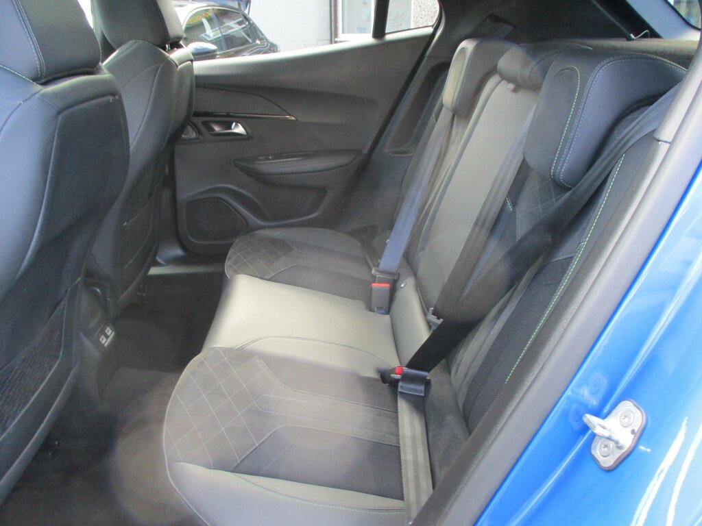 Peugeot 2008 1.2 Puretech Gt Premium Suv Eat Euro 6 Blue #6