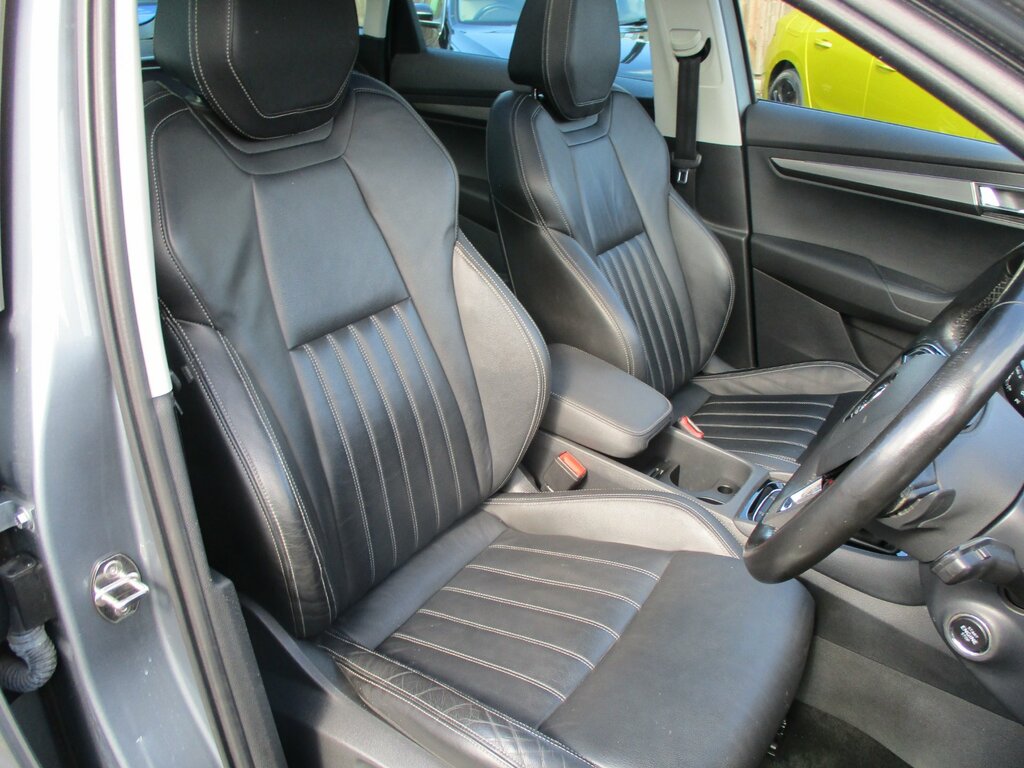 Skoda Karoq Se Technology Blue #18