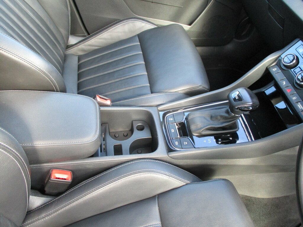 Skoda Karoq Se Technology Blue #39