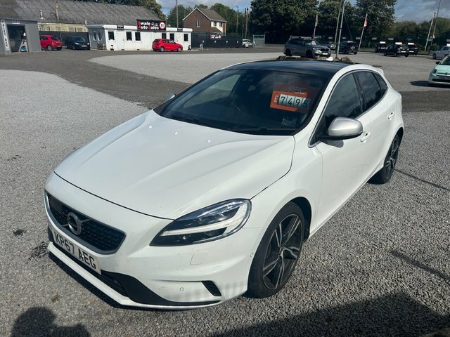 Volvo V40 2.0 D3 R-design Pro White