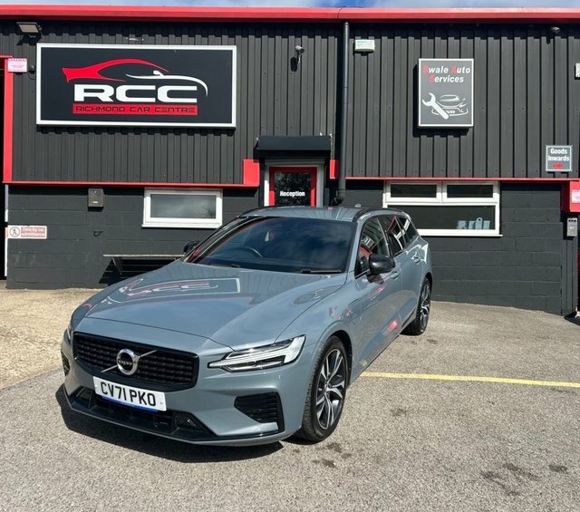 Volvo V60 2.0H T6 Recharge 11.6Kwh Grey