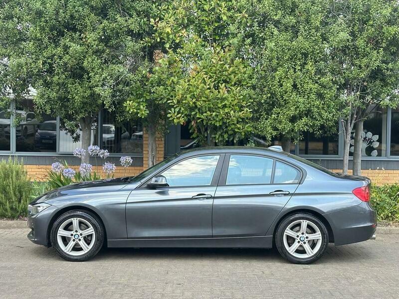 BMW 3 Series 3.0 330D Luxury YF65HXG White #2