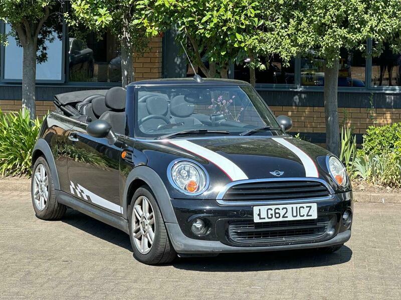 Mini Convertible 1.6 One Euro 5 LG62UCZ Black