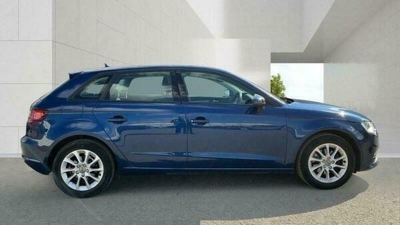 Audi A3 1.6 Tdi Se Sportback FW13KGN Blue #5