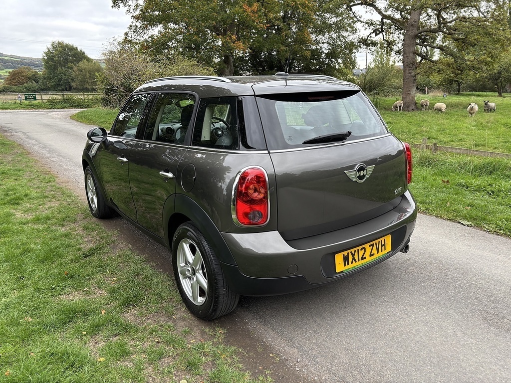 Mini Countryman One White #7