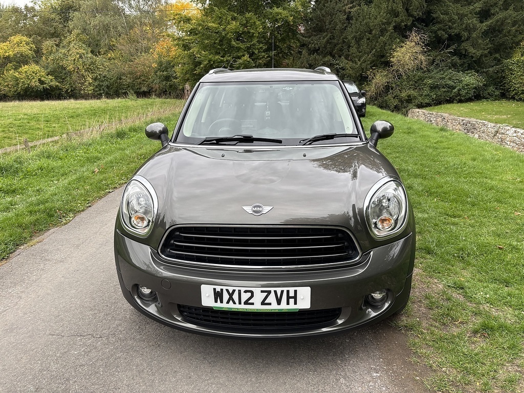 Mini Countryman One White #15