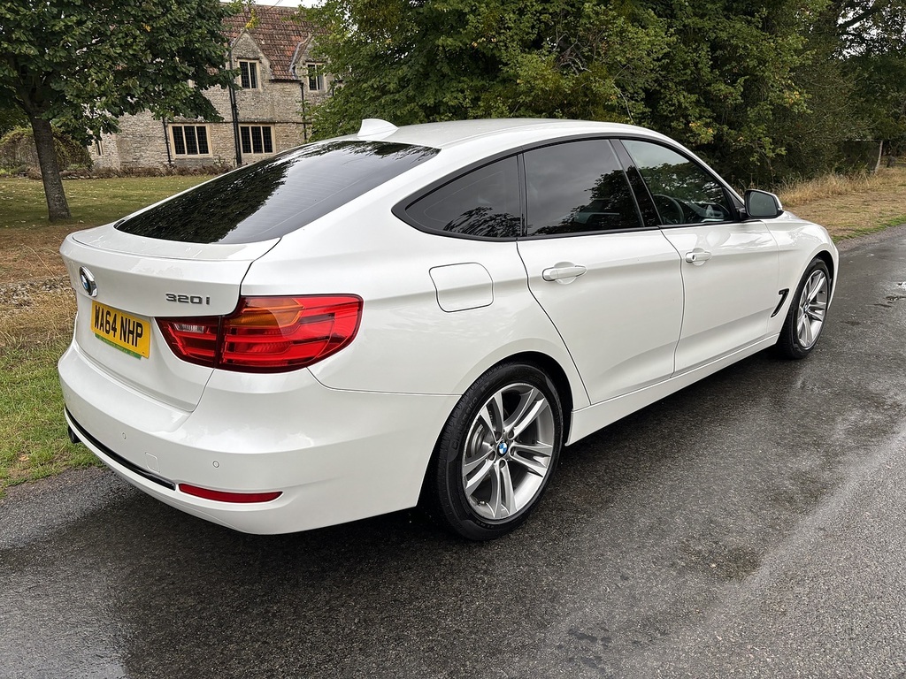 BMW 3 Series Gran Turismo 320I Sport Gran Turismo U556695 White #6