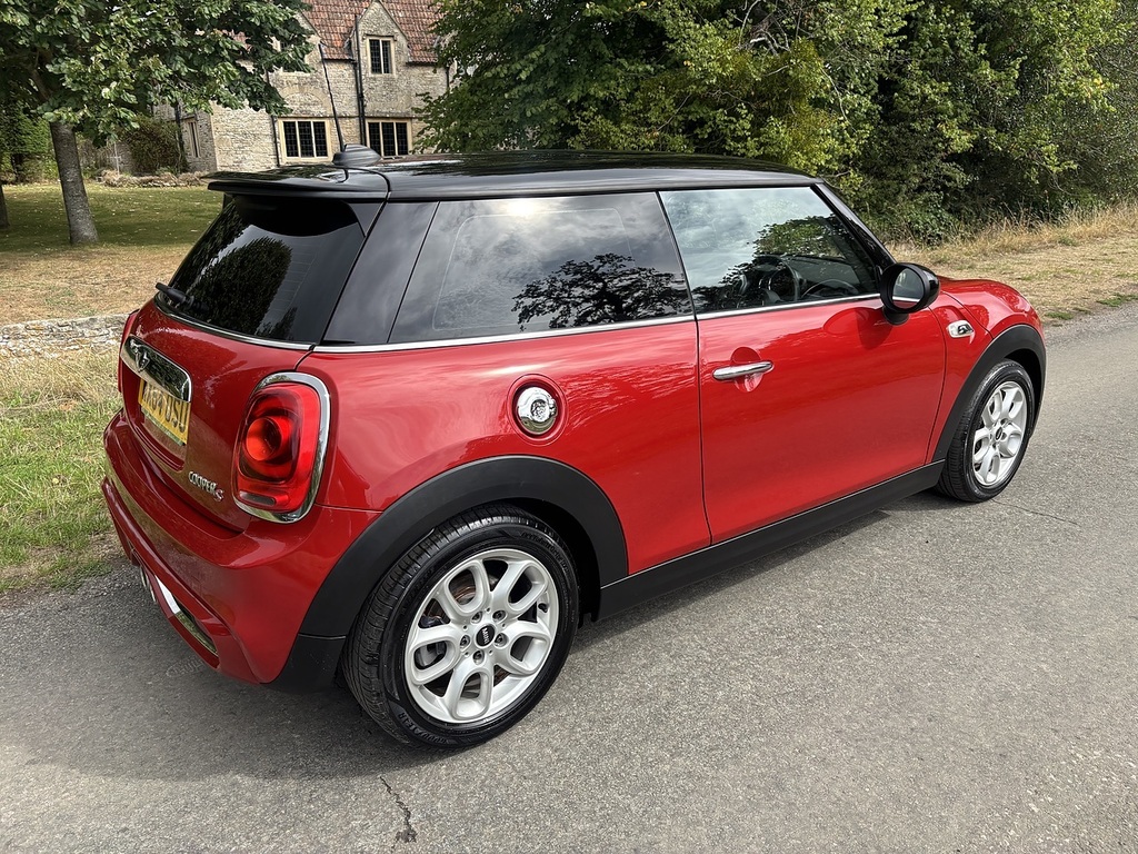 Mini Hatch S U556552 Red #6