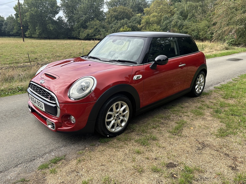 Mini Hatch S U556552 Red #3