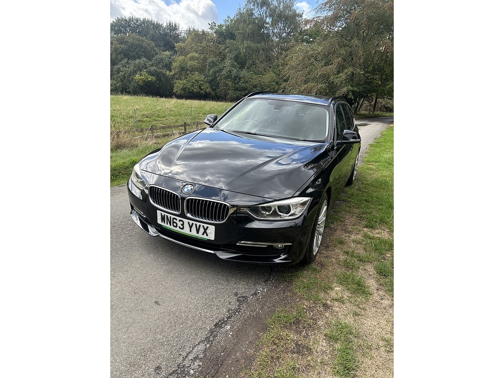 BMW 3 Series Estate Black #9
