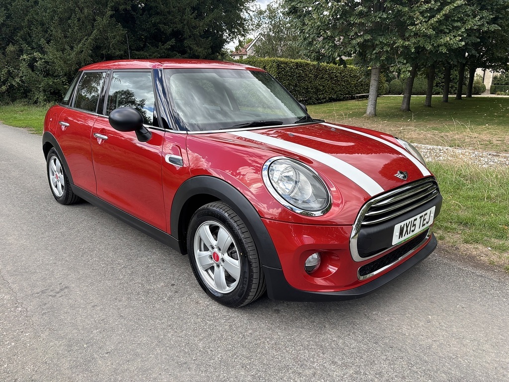 Mini Hatch U556554 Red #2