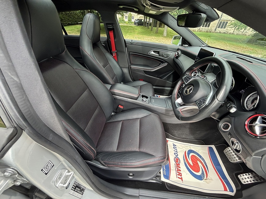 Mercedes-Benz CLA Class 2.0 Cla45 Amg 4Matic 355 Bhp White #18