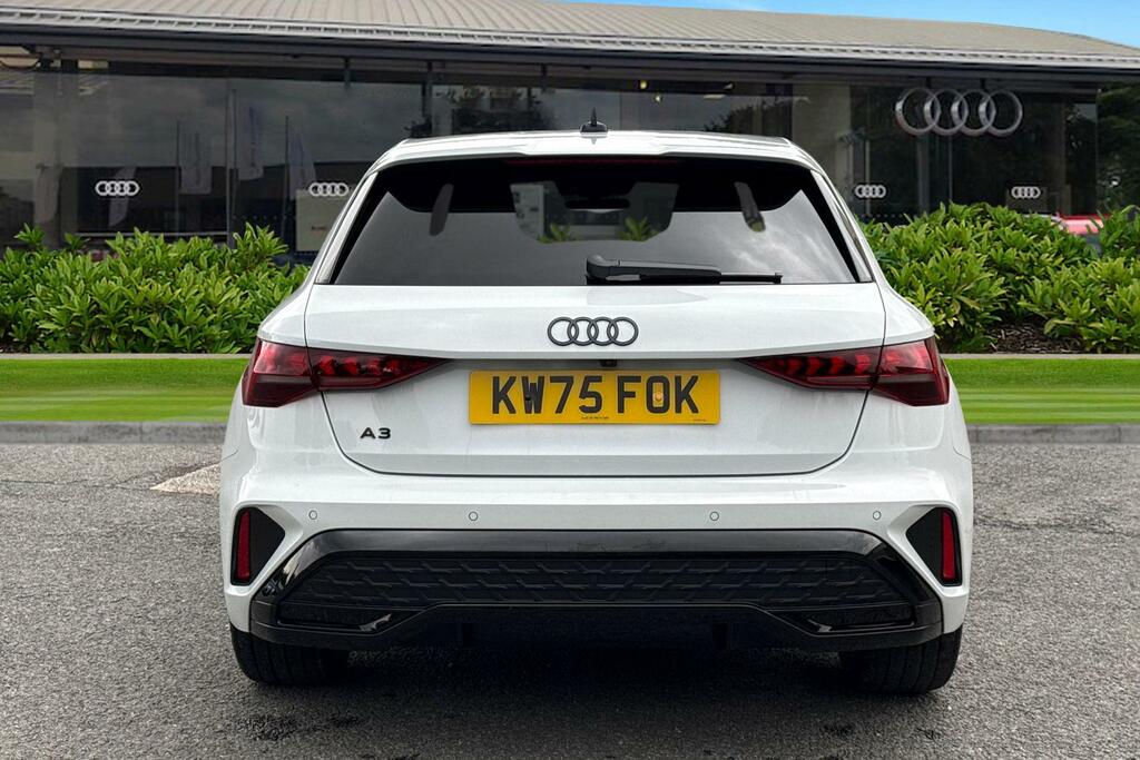 Audi A3 Black Edition Tfsi 150 Ps S Tronic KW75FOK White #4