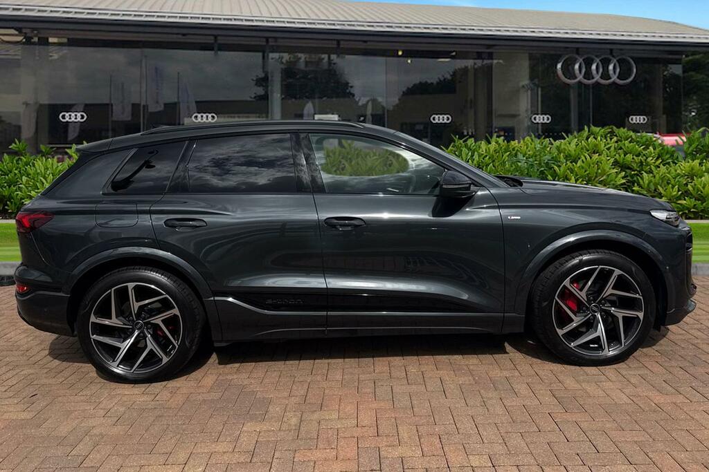 Audi Q6 E-Tron Suv Edition 1 Performance 225,00 Kw KS75YCP Grey #3