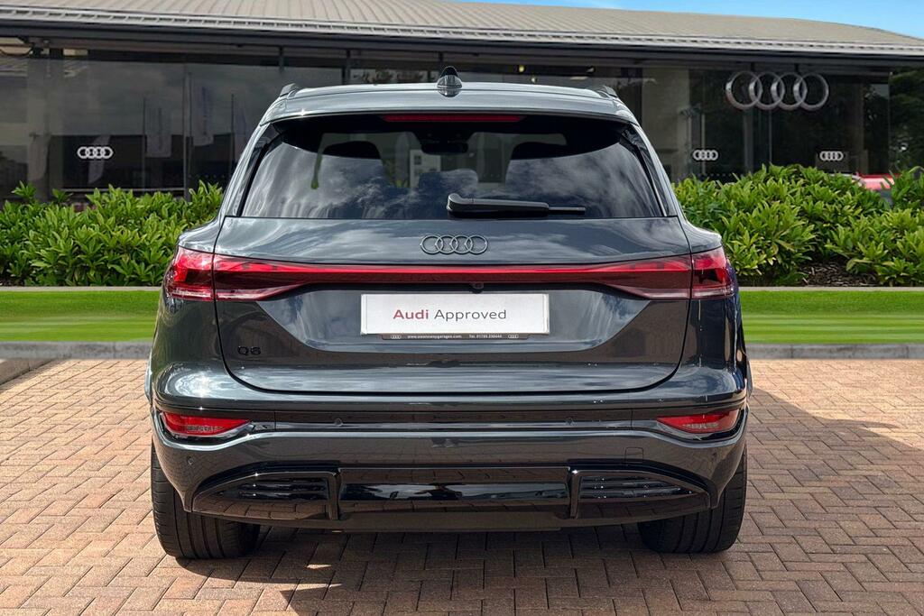 Audi Q6 E-Tron Suv Edition 1 Performance 225,00 Kw KS75YCP Grey #4