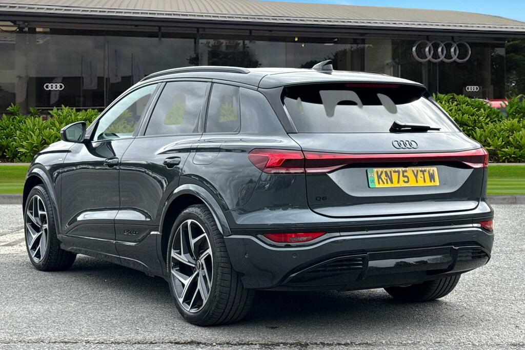 Audi Q6 E-Tron Suv Edition 1 Performance 225,00 Kw KN75YTW Grey #2