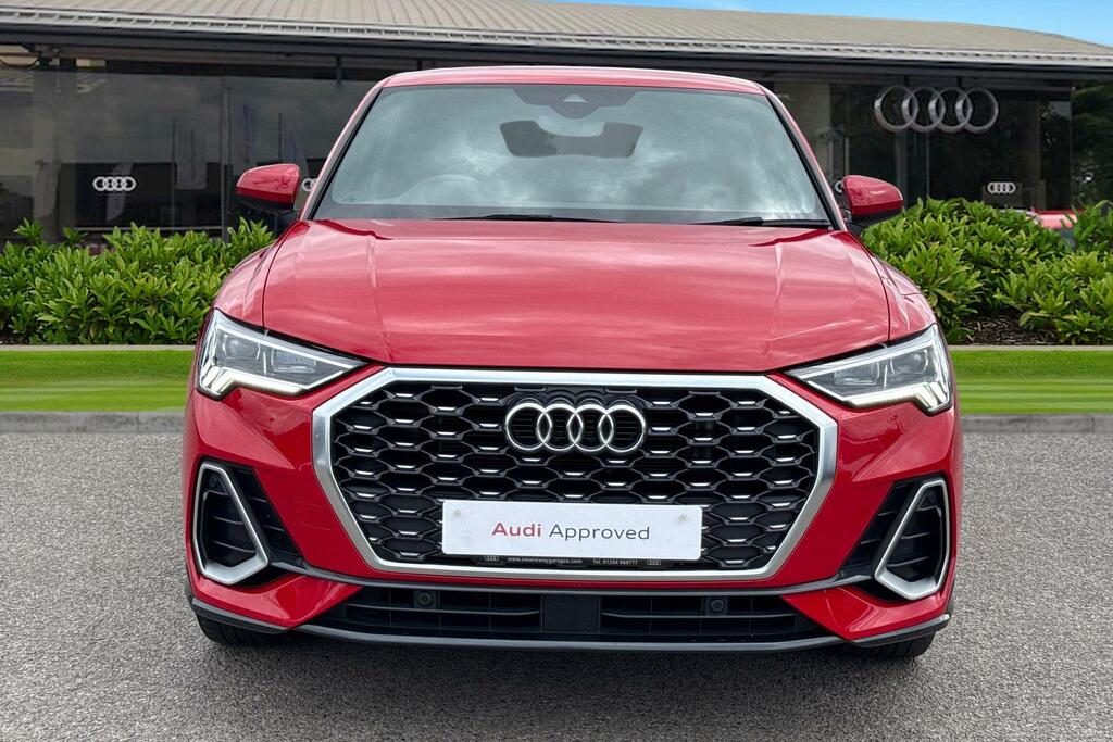 Audi Q3 S Line 35 Tfsi 150 Ps 6-Speed PJ22JZH Red #5