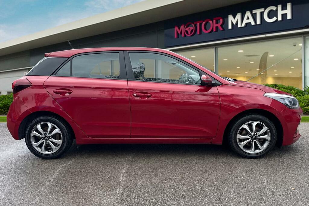 Hyundai I20 1.2 Se Euro 6 Red #3