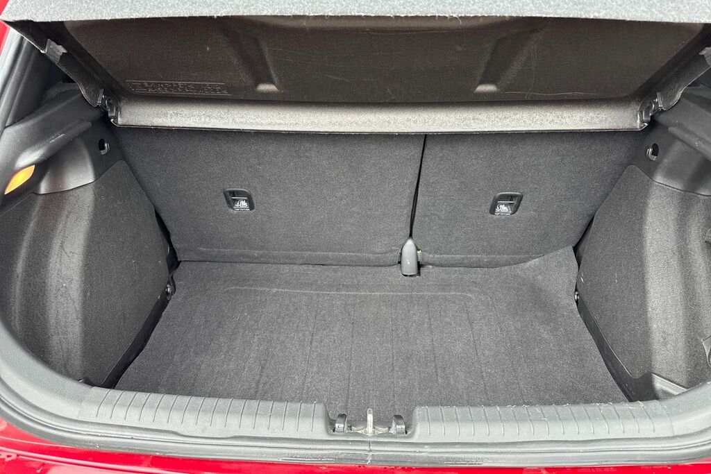 Hyundai I20 1.2 Se Euro 6 Red #6