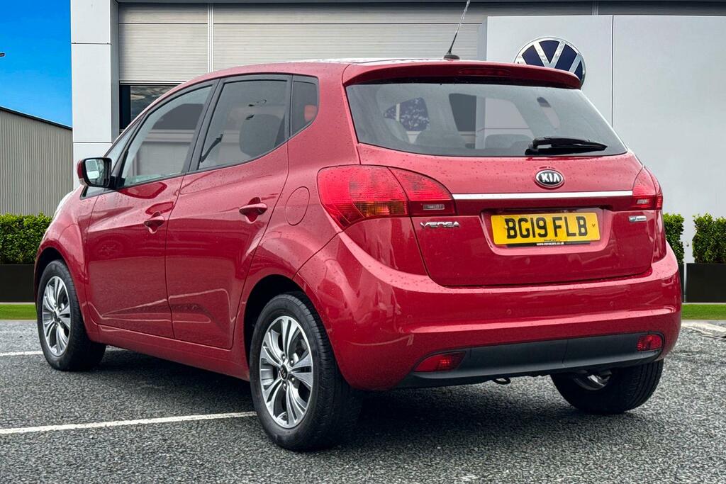 Kia Venga 1.6 3 Euro 6 Ss Red #2