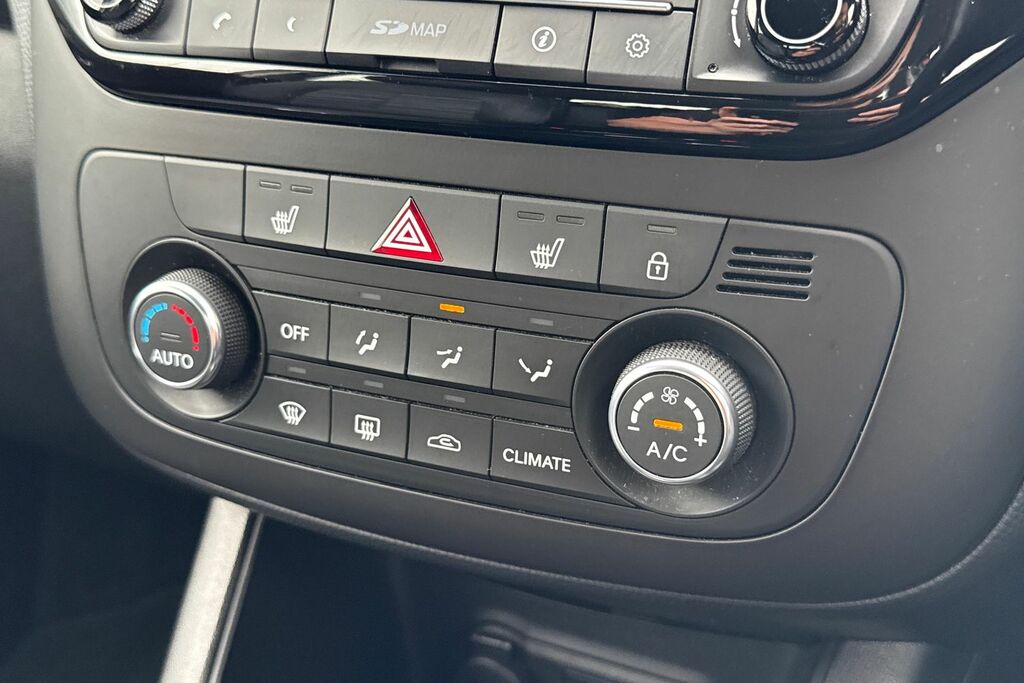 Kia Venga 1.6 2 6 Silver #21