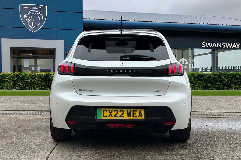 Peugeot e-208 50Kwh Gt 11Kw Charger White #4