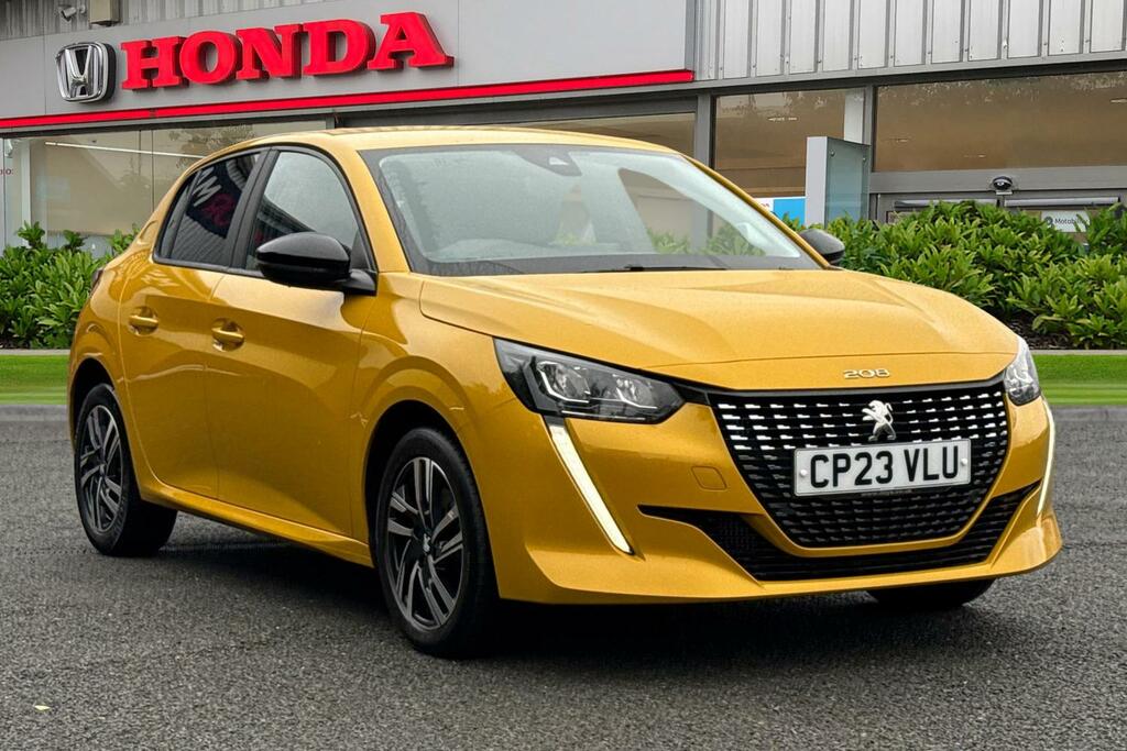 Peugeot 208 1.2 Puretech Active Premium Eat Euro 6 Ss Yellow