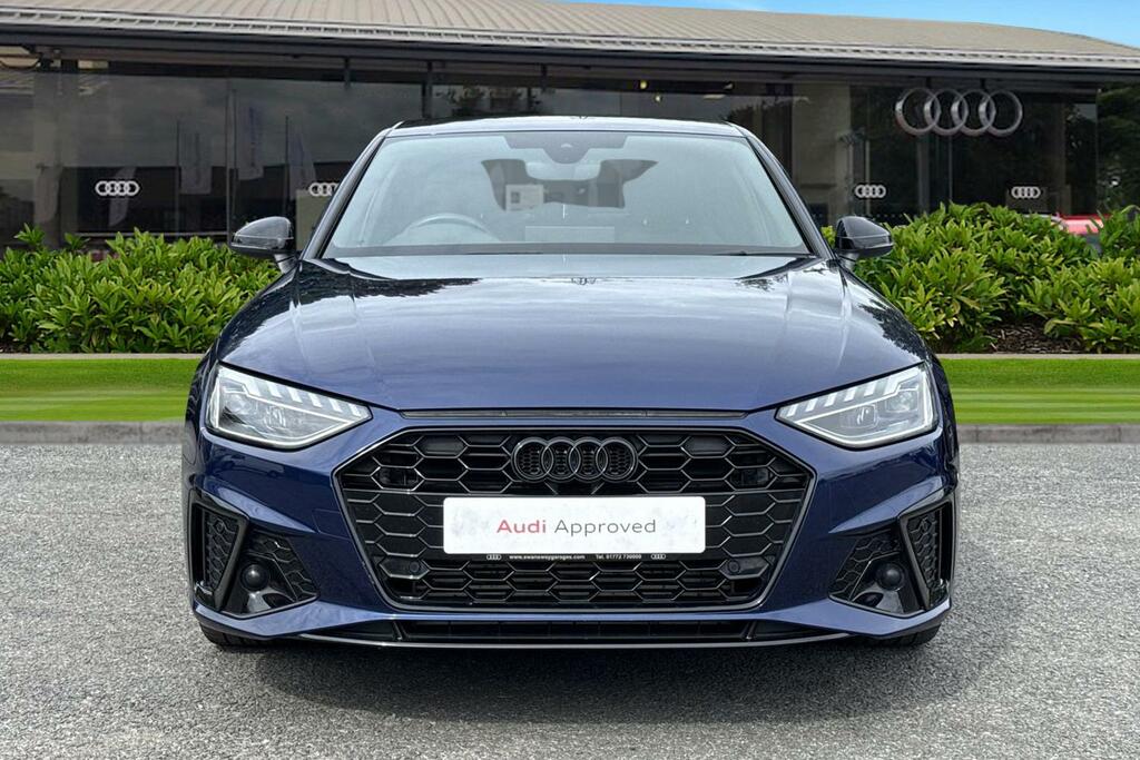 Audi A4 Black Edition 35 Tfsi 150 Ps S Tronic GL24VKX Blue #5