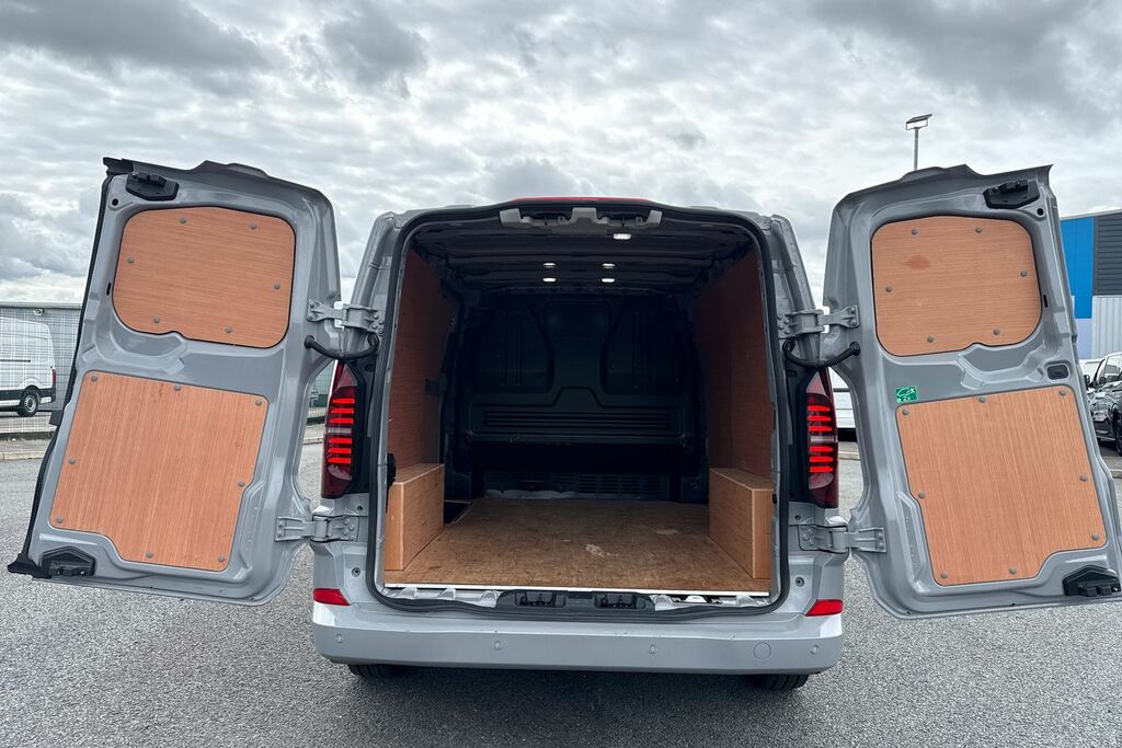 Volkswagen Transporter 2.0 Tdi 110 Commerce Pro Van 5 Plus DC75TWV Grey #6