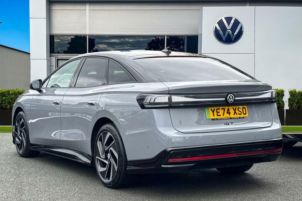 Volkswagen ID.7 210Kw Match Pro 77Kwh Montreal Wheels, Exterior Grey #2