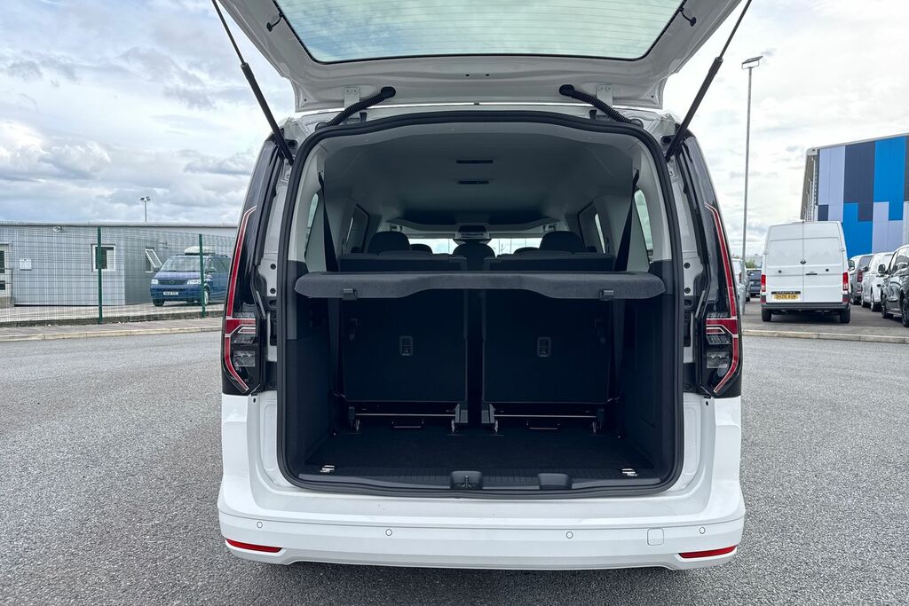 Volkswagen Caddy Maxi C20 Caddy Style Edition Maxi 122 Ps 2.0 Tdi 7Sp Ds White #6
