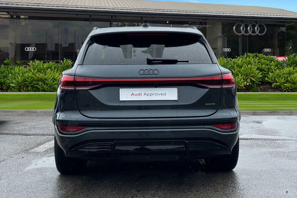 Audi Q6 E-Tron Suv Edition 1 Quattro 285,00 Kw Grey #4
