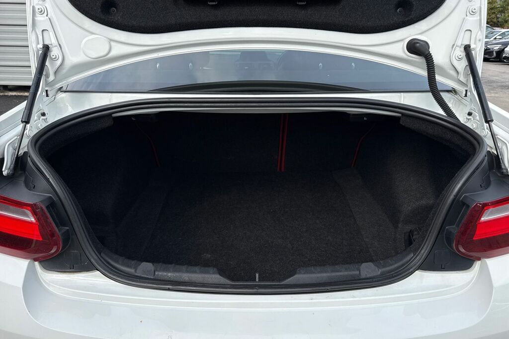 BMW 2 Series 218D Se White #9