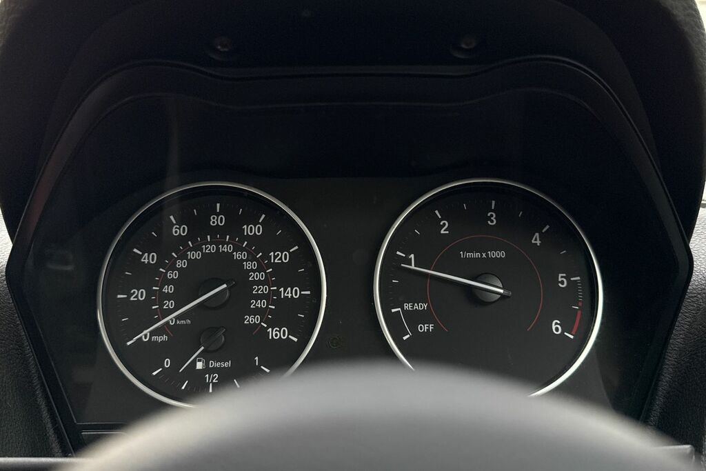 BMW 2 Series 218D Se White #33